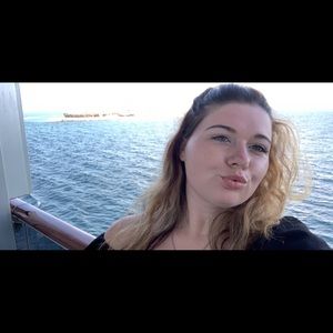 Meet your Posher, Kaitlyn